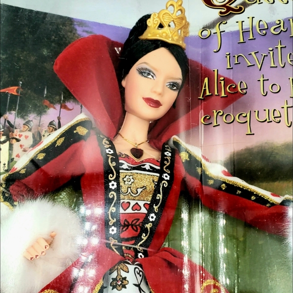 2007 ALICE IN WONDERLAND THE QUEEN OF HEARTS - Picture 5 of 12